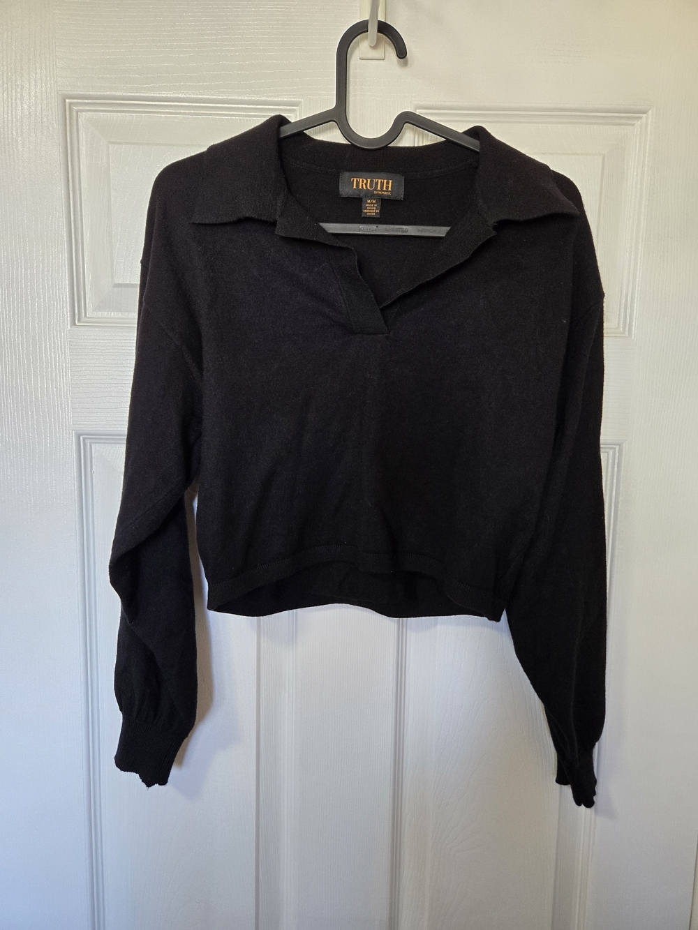 Truth Black V-Neck Collared Cropped Women's Sweater